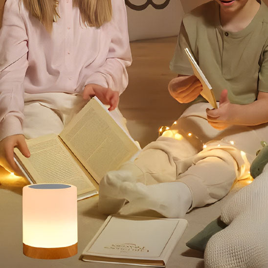 enfants pyjama livre avec lampe de chevet sans fil