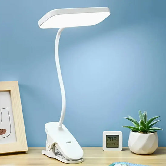 lampe de bureau led lumiere chaude mur bleu espace apaisant