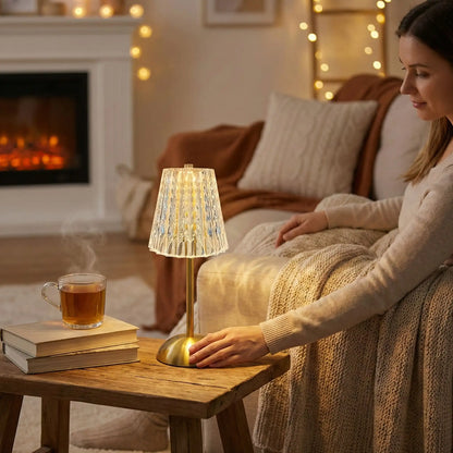 decoration salon femme regle intensite lumineuse lampe haute a poser