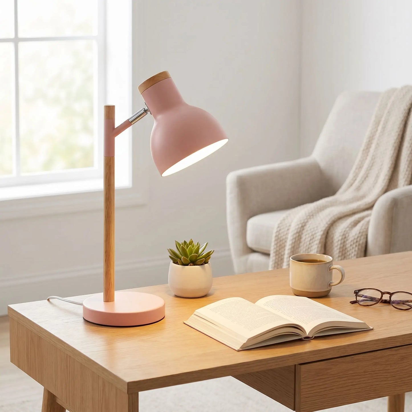 lampe de bureau rose articulation flexible coin lecture zenitude