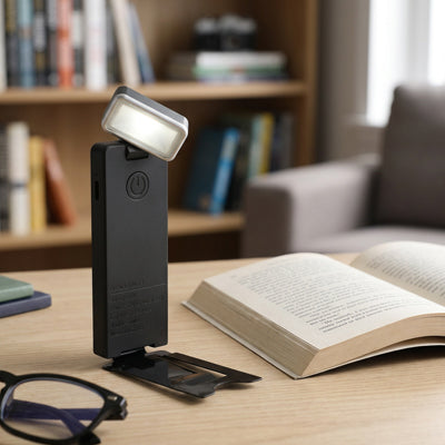 lampe de lecture rechargeable mains libres posee bureau stable pratique