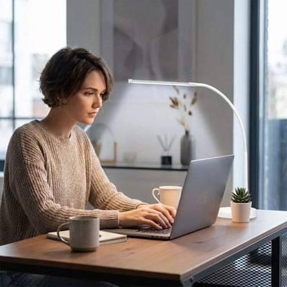 lampes de bureau led base stable femme plongee ordinateur