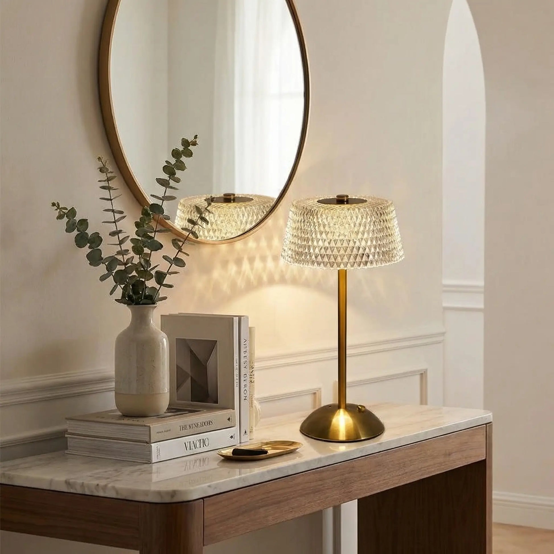 livres console bouquet ombre cristaline lampe table de chevet
