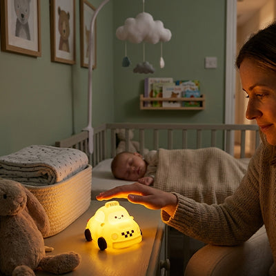 maman taxi jaune lumiere tamisee enfant dort veilleuse bebe rechargeable