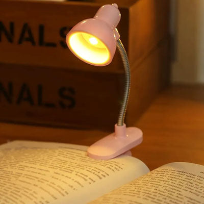 pages livre illumines lampe de lecture clipse