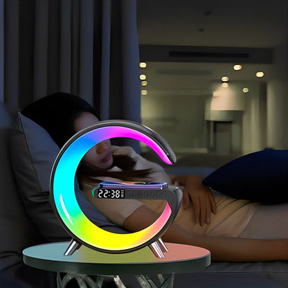 table lumiere femme endormie sereine lampe de chevet