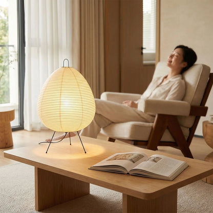 visage apaisee lumiere diffuse circulaire grande lampe a poser